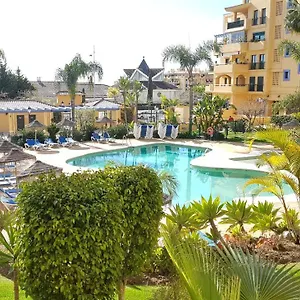 https://los-almendros-san-pedro-de-alcantara.1costadelsol.com